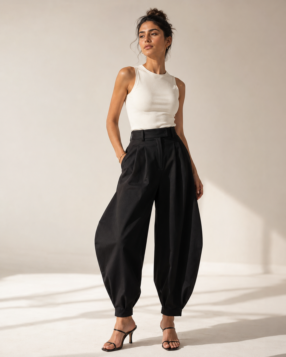 CLOZS The Balloon Pants in black